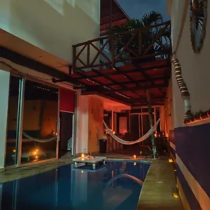Boutique & Cancun